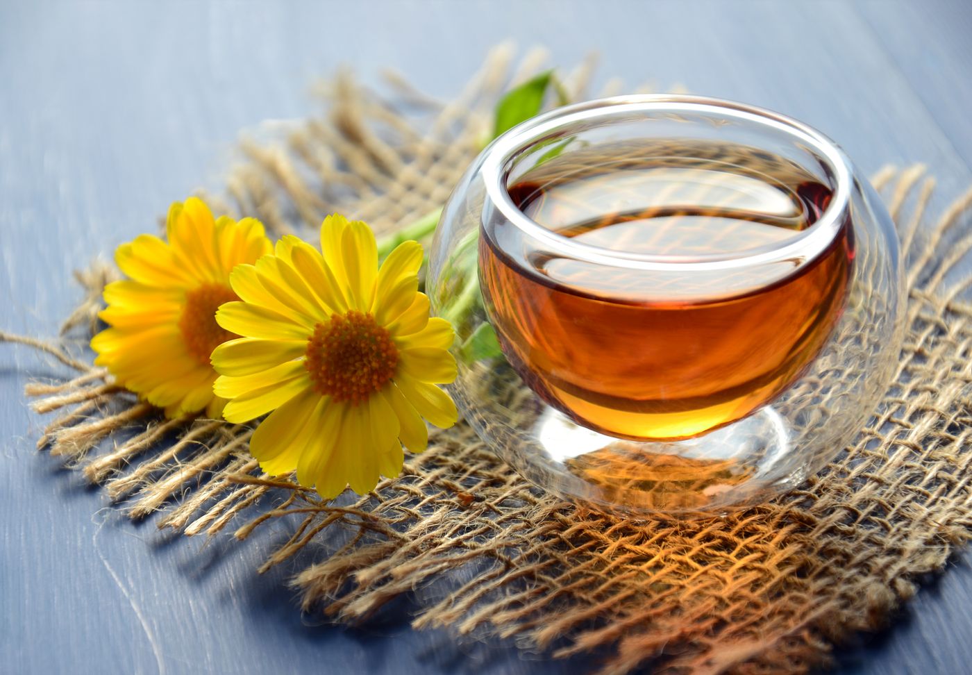 Close-up of oolong tea in a ceramic pot with condensation
